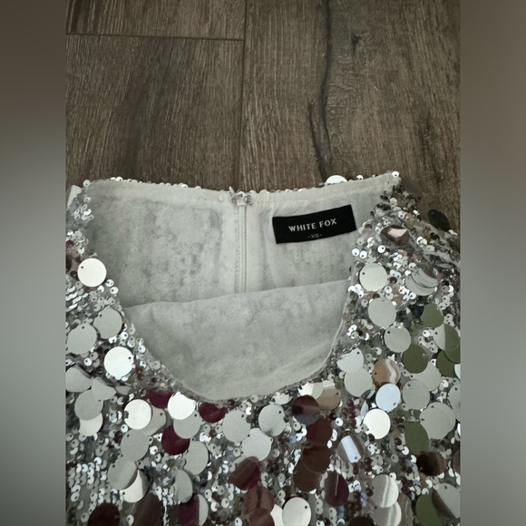 WHITE FOX | XS | Sequin Skirt - Picture 4 of 4